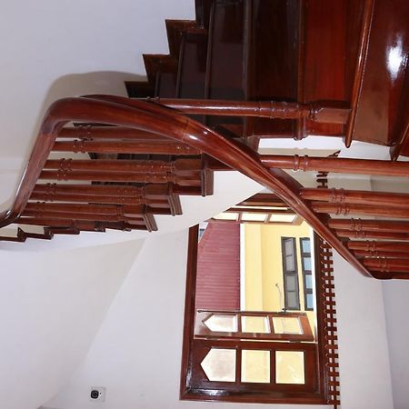 Moon & Sun Hotel Хюэ Экстерьер фото